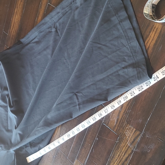 CALIA by Carrie Underwood Journey Collection black mid rise crop NWT size 3X - Picture 12 of 15